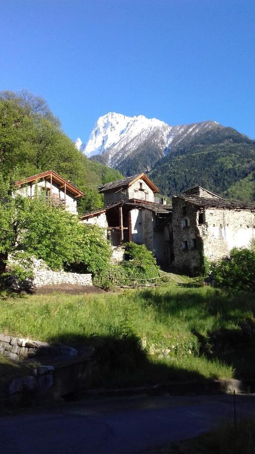 B&B Sasso Bianco Prata Camportaccio Exteriér fotografie